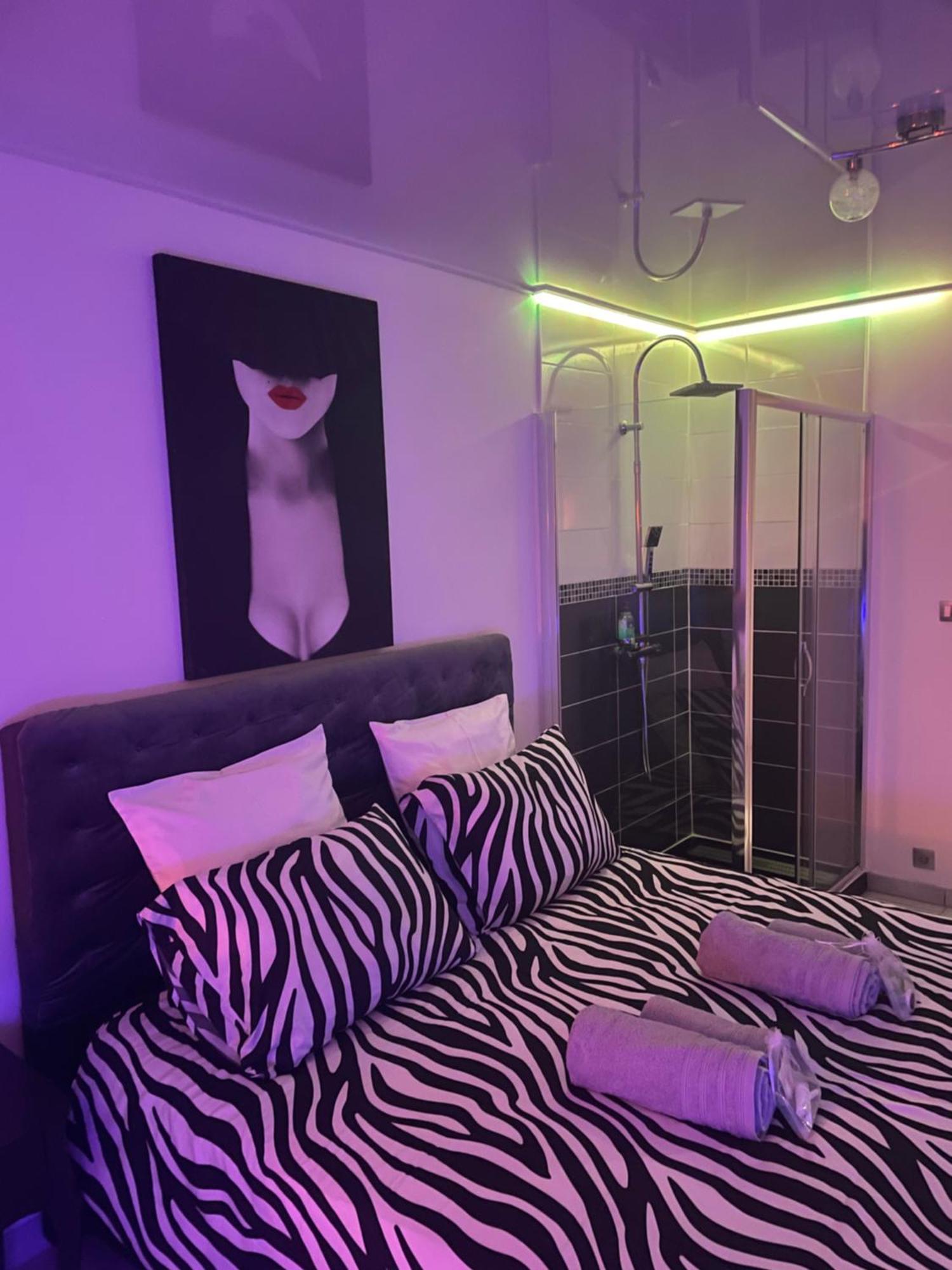 The Naturist Glamour Suite Agde Exterior foto